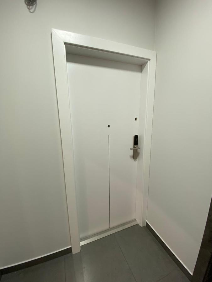Apartamenty Legnicka Wroclaw Centrum ภายนอก รูปภาพ